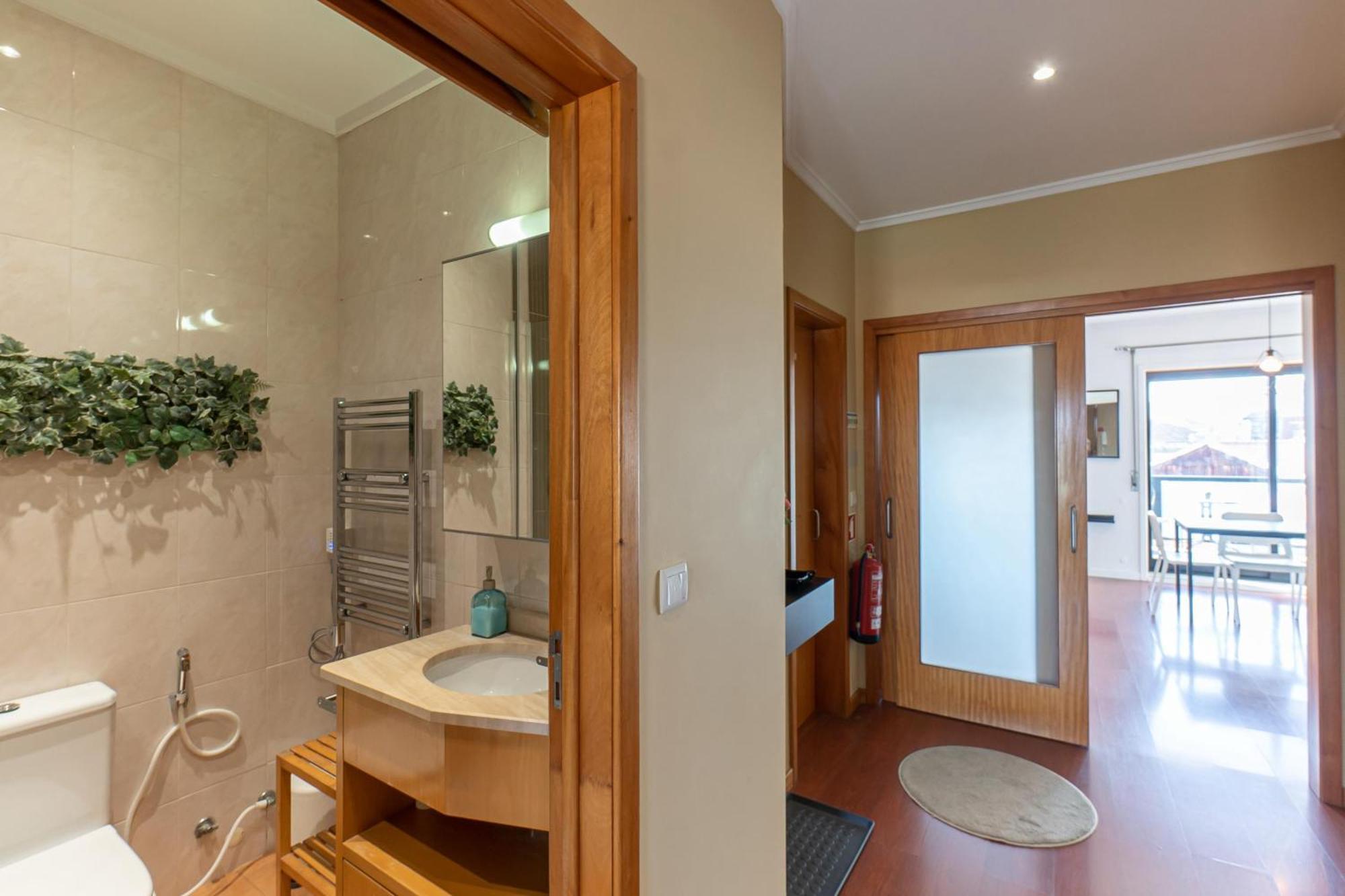 Top Floor Apartment With Sunny Balconies Porto Exterior foto