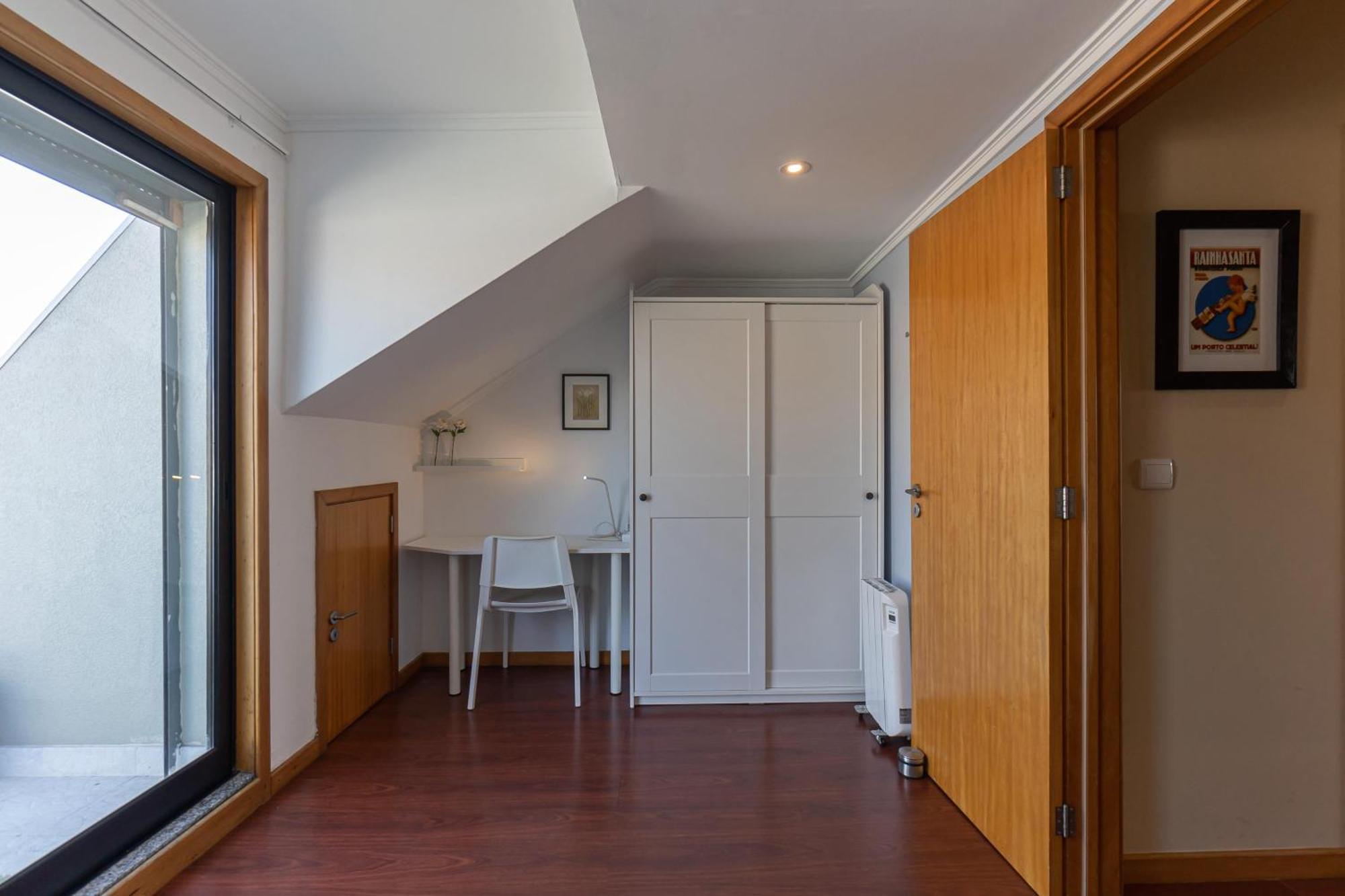 Top Floor Apartment With Sunny Balconies Porto Exterior foto
